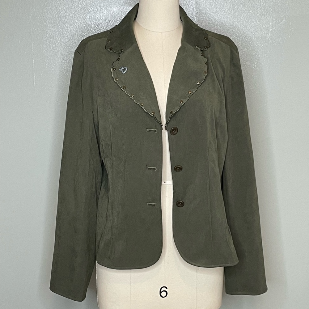 Requirements Jacket Size Large. - image 1